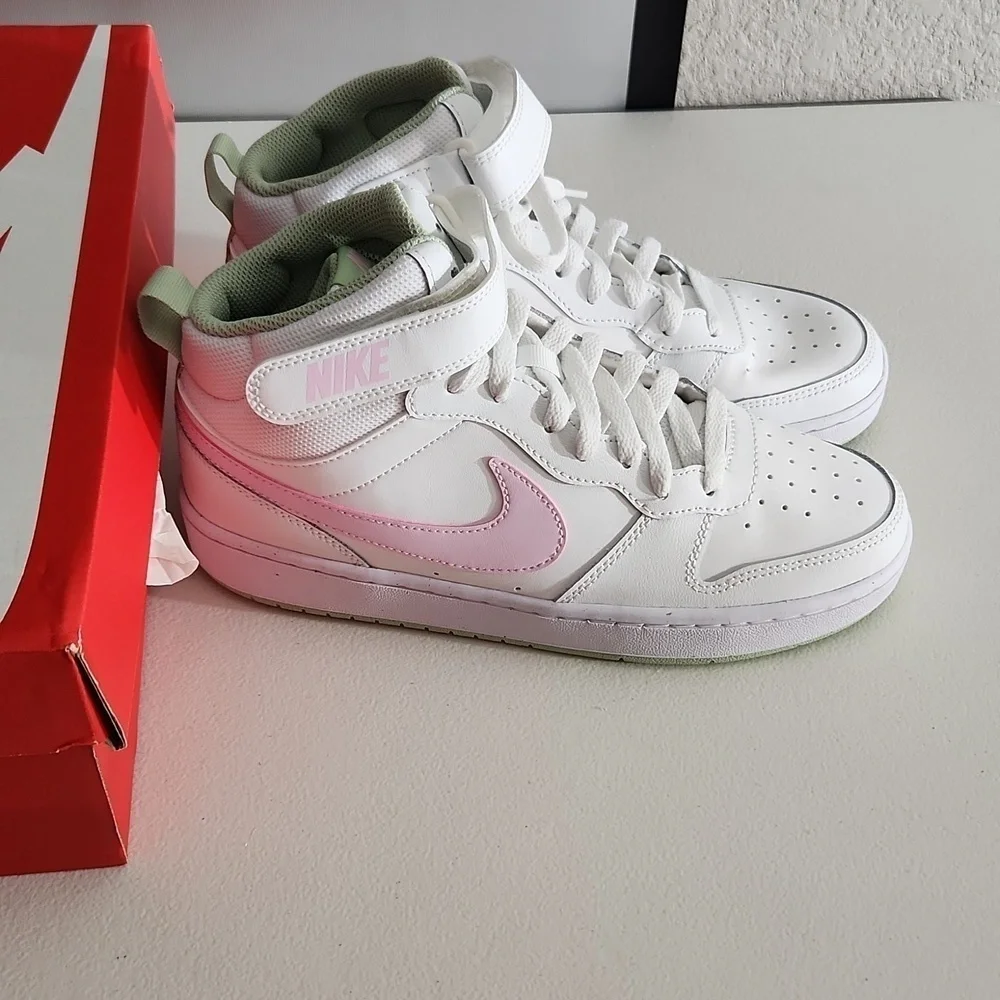Nike Court Mid Size 7Y or 8.5 women pink white New